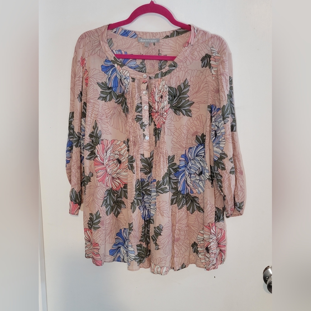 Daniel Rainn Pink Floral Blouse with Blue Accents Size 3XL